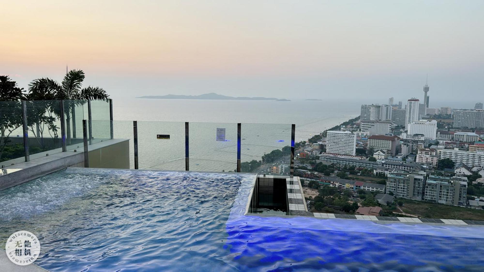 Copacabana Beach Jomtien 科帕卡巴纳海乔木提安海滩毗邻乔木提安夜市 Ngoại thất bức ảnh
