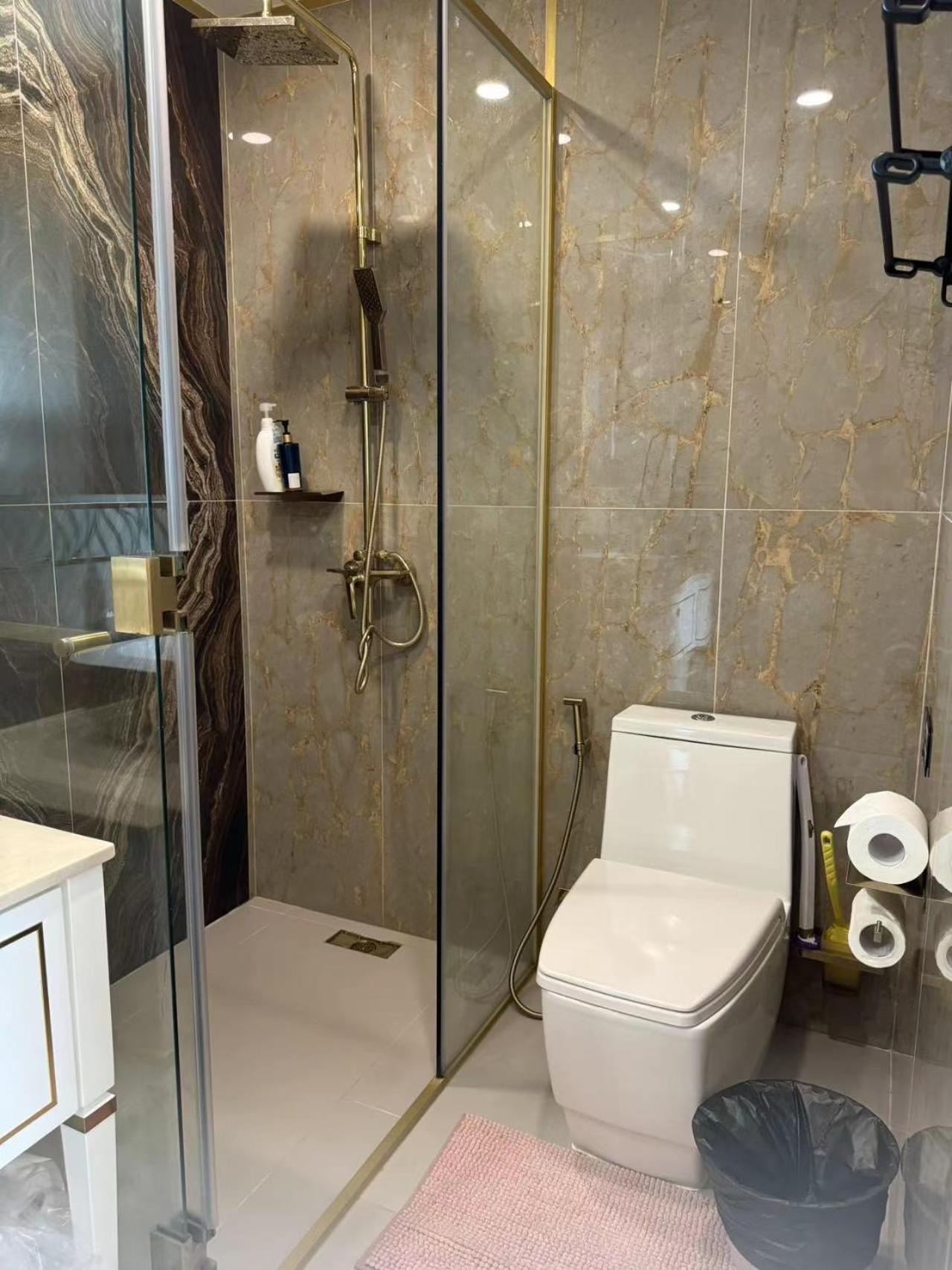 Copacabana Beach Jomtien 科帕卡巴纳海乔木提安海滩毗邻乔木提安夜市 Ngoại thất bức ảnh